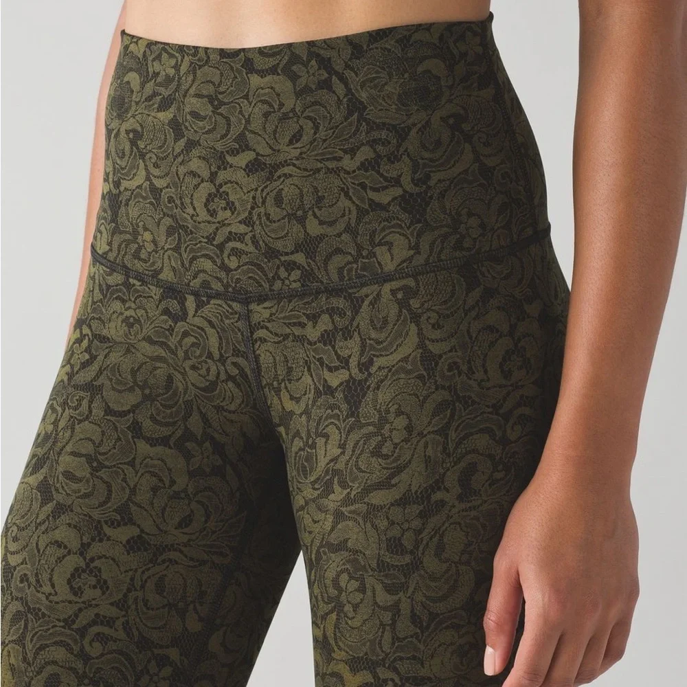 Lululemon Wunder Under Leggings in Pencil Lace Brave Olive